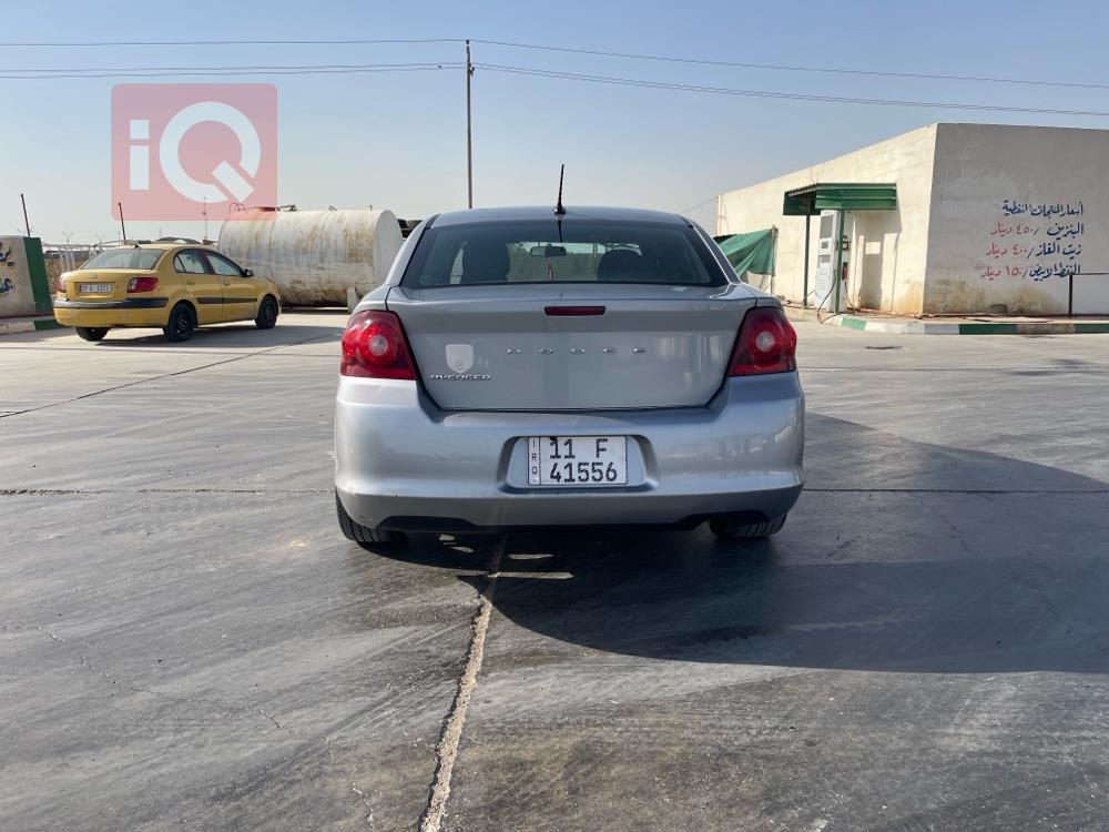 Dodge Avenger